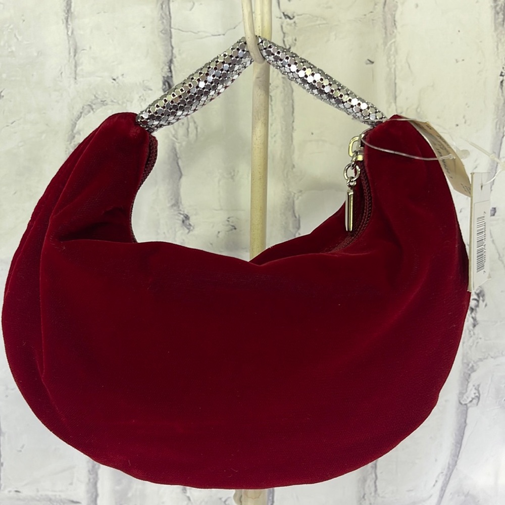 La Regale Vintage Clutch Cranberry Velvet Silver Chainmail Handle Zipper Closure
